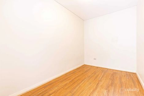 Property photo of 2/16-20 Mercer Street Castle Hill NSW 2154