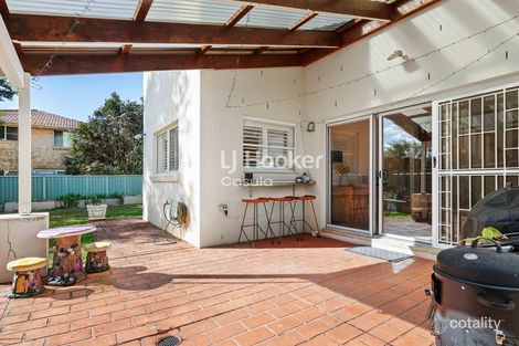 Property photo of 18 Aintree Close Casula NSW 2170