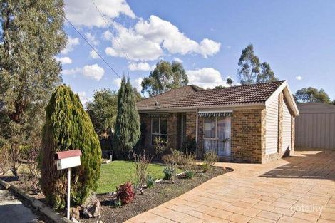 Property photo of 40 Barker Drive Mooroolbark VIC 3138