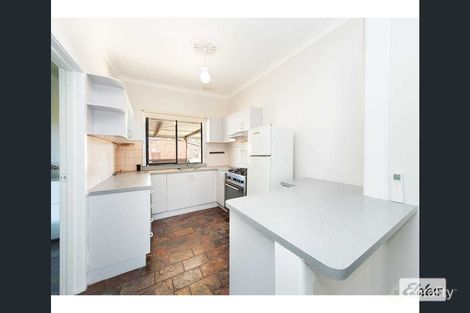 Property photo of 105 Tarakan Street Wodonga VIC 3690