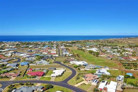 11 Betty Cl, Coral Cove, QLD 4670