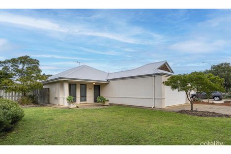 24 Wilson Ave, Quindalup, WA 6281