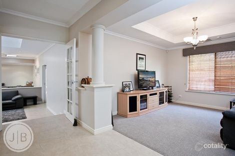 Property photo of 30 Success Crescent Salter Point WA 6152