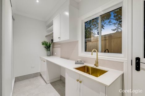 Property photo of 39 Collins Street Mount Lofty QLD 4350