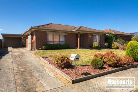 Property photo of 10 Winnie Court Narre Warren VIC 3805