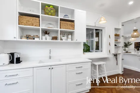 Property photo of 8 Chase Boulevard Alfredton VIC 3350