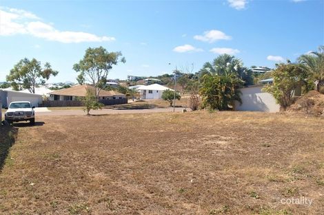 77 Shutehaven Cct, Bushland Beach, QLD 4818
