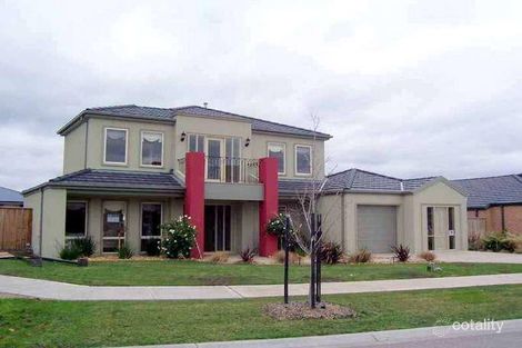 Property photo of 9 Mandurah Chase Berwick VIC 3806
