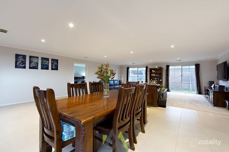 Property photo of 22 David Close Skye VIC 3977