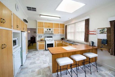 Property photo of 18 Iris Street Burwood VIC 3125