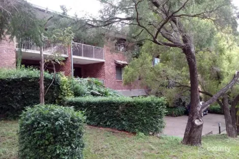 3/132 Sir Fred Schonell Dr, St Lucia, QLD 4067