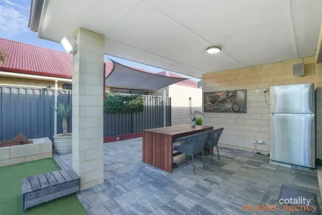 Property photo of 9 Kiev Place Dayton WA 6055