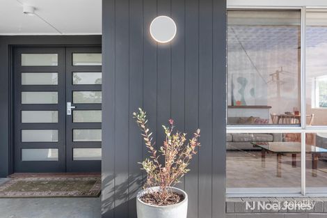 Property photo of 1/59 Victoria Road Chirnside Park VIC 3116