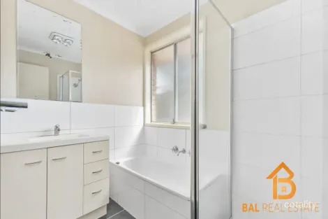 Property photo of 6 Hooker Road Werribee VIC 3030