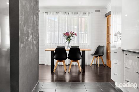 Property photo of 11 Dobell Avenue Sunbury VIC 3429