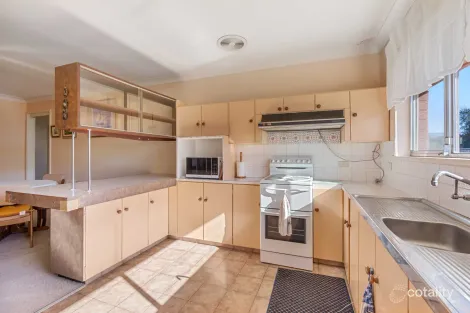 Property photo of 12 Yulanta Place Orange NSW 2800