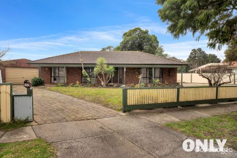 Property photo of 33 Endeavour Drive Cranbourne North VIC 3977