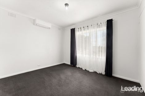 Property photo of 11 Dobell Avenue Sunbury VIC 3429