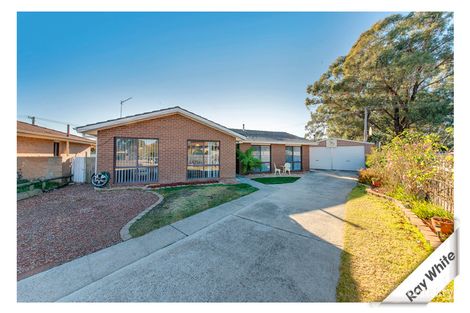 15 Muir Cl, Isabella Plains, ACT 2905