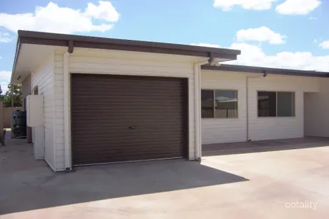 Property photo of 1/10 Guy Street Emerald QLD 4720