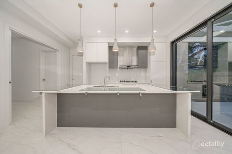 Property photo of 2 Cornell Street Mount Waverley VIC 3149