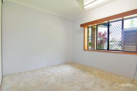 Property photo of 10 Grevillea Street Mooroobool QLD 4870