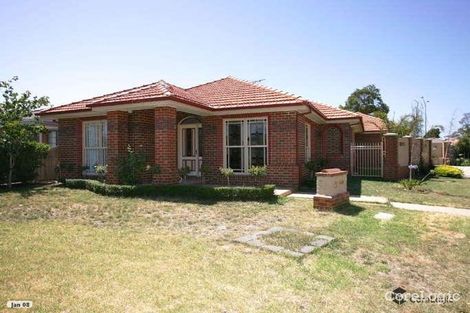 Property photo of 39 Rostron Way Roxburgh Park VIC 3064