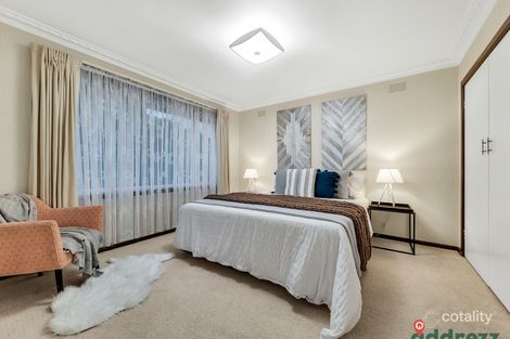 Property photo of 2 Cranbourne Drive Cranbourne VIC 3977