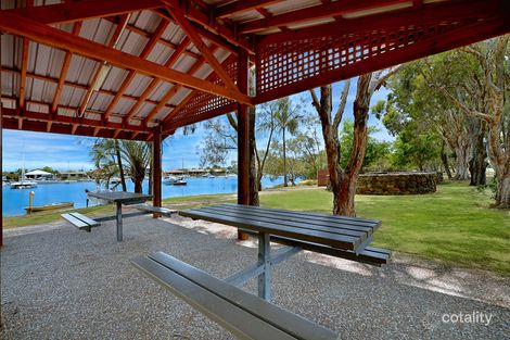 Property photo of 2/29 Mallard Avenue Paradise Point QLD 4216