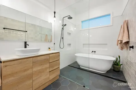 Property photo of 81 Lorna Street Waratah West NSW 2298