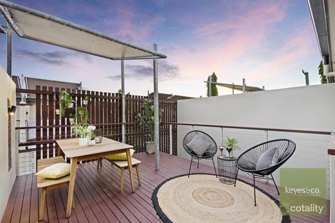 Property photo of 3/23-25 Echlin Street West End QLD 4810