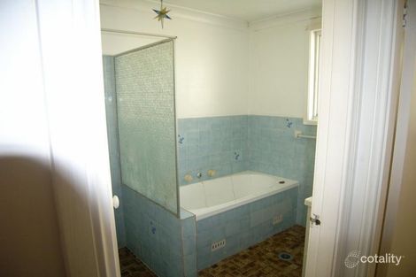 Property photo of 19 Renwick Drive Balaclava NSW 2575