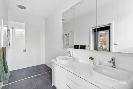 Property photo of 167 McKillop Street Geelong VIC 3220