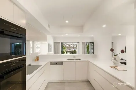 Property photo of 42 Ferry Street Kangaroo Point QLD 4169