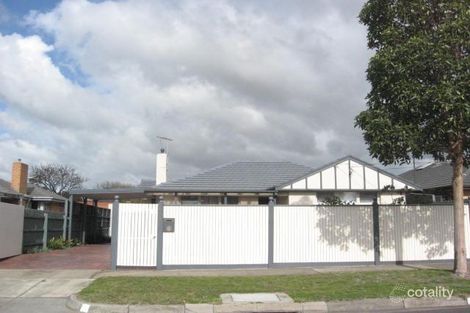 6 Festival Cres, Keysborough, VIC 3173