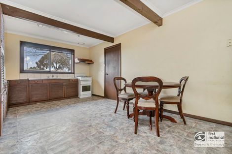 Property photo of 1 Pascoe Street Long Gully VIC 3550