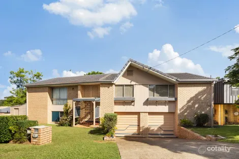 120 Burbong St, Chapel Hill, QLD 4069