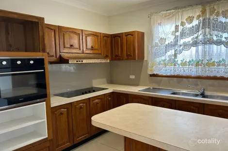 Property photo of 11 Zeolite Place Eagle Vale NSW 2558