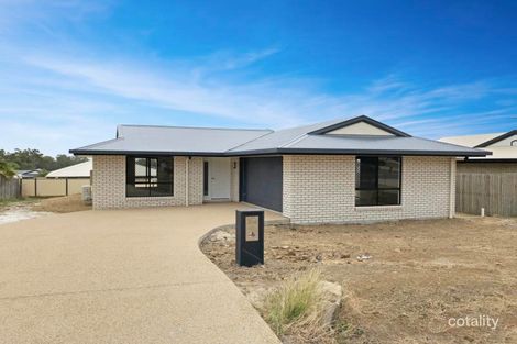 11 Geoff Wilson Dr, Norman Gardens, QLD 4701