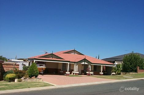 17 Stenton Gdns, Kinross, WA 6028