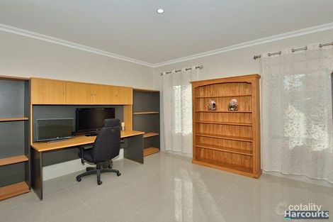 Property photo of 37 Australis Circle Wannanup WA 6210