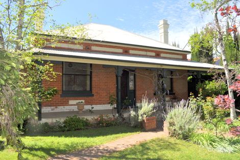 83 Beckwith St, Wagga Wagga, NSW 2650