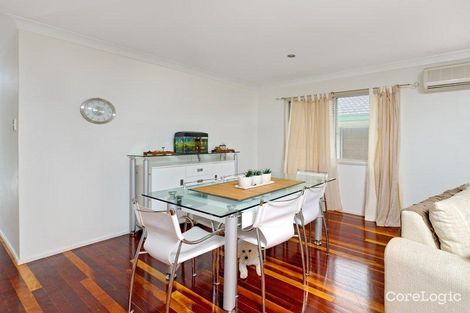 Property photo of 28 London Street Eight Mile Plains QLD 4113