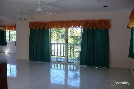 Property photo of 17 Southerden Drive Mooroobool QLD 4870