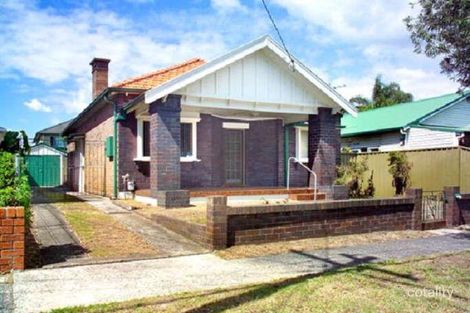 10 Robinson St, Eastlakes, NSW 2018