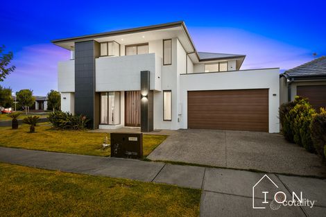 Property photo of 1 Chagall Parade Clyde North VIC 3978