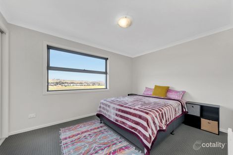 Property photo of 8 Swagman Walk Wollert VIC 3750