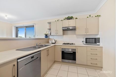 Property photo of 2/56 Clayton Crescent Rutherford NSW 2320