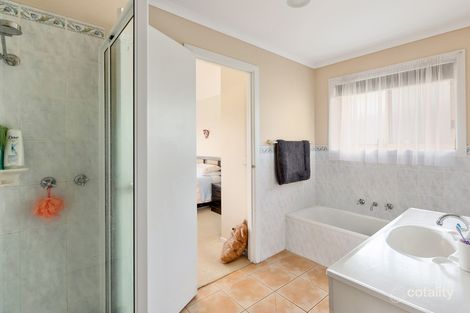 Property photo of 21 Edgar Road San Remo VIC 3925