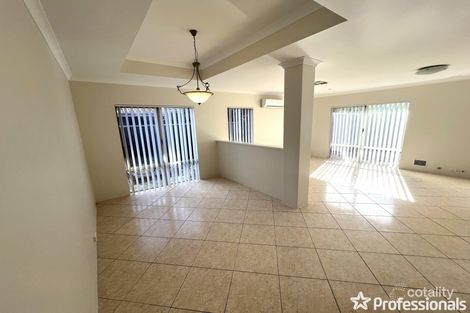 Property photo of 26 Freeduff Drive Wattle Grove WA 6107